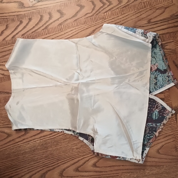 Vintage Noah's Ark Tapestry Vest - Picture 2 of 7